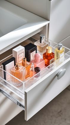 Transform your vanity into a modern exterior masterpiece with these hottest perfume organizer ideas! From showcasing your koleksi parfum with style to highlighting Profumo Victoria Secret and other beloved scents, discover ingenious perfume organization shelf solutions. Dive into expert tips on how to organize perfumes on dresser tops for a clutter-free look. Plus, explore chic cologne storage ideas that blend seamlessly into your decor! Perfume Organization Organizing Ideas