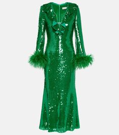 Feather Trimmed Sequined Midi Dress in Green - Self Portrait | Mytheresa Peacock Feather Dress, Self Portrait Clothing, Sequined Fabric, Portrait Dress, Embellished Midi Dress, Cashmere Outfits, Self Portrait Dress, Midi Dress Style, Feather Trim