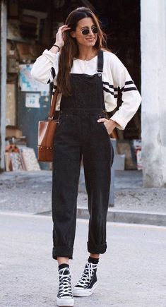 Spring Outfits For Teen Girls, Black Denim Jumpsuit, Trendy Spring Outfits, Black Overalls, Hipster Outfits, 2020 Trends, Winter Trends, Looks Chic, Outfits Casual