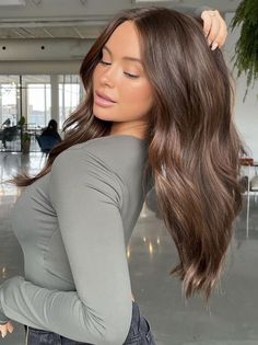 Light Brown Hair Styles, Brown Hair Styles, Rich Brown Hair, Light Brunette Hair, Brown Hair Inspiration, Beige Hair, Chocolate Brown Hair Color, Honey Brown Hair