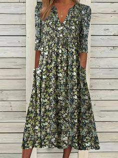 Casual Floral V neck Short Sleeve Dress | zolucky Beach Dresses Casual, Casual Dresses Plus Size, Women's A Line Dresses, Sukienki Plus Size, Green Midi Dress, Spring Summer Dress, Summer Style Casual, Vestido Casual, Midi Dress With Sleeves