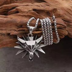 Mens Punk Silver Witcher Wolf Head Pendant Necklace Biker Jewelry Box Chain 24" | eBay The Witcher Necklace Pendants, Witcher Necklace Pendants, Wolf Pendant Necklace, Geometric Wolf, Hammered Necklace, Mens Necklace Pendant, Wolves Pendants, Wolf Necklace, Black Gold Chain