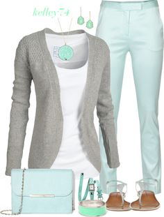 mint + gray one of my favorite color combos! Vetements Shoes, Mode Tips, Outfit Trends, Outfits For Women, 2019 Fashion, Fashion Spring, Classic Shoes, Work Wardrobe, Work Attire