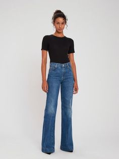 The Two-Thirds Rule: The Ideal Outfit Formula for Petites and Kibbe Classics - The Purist Life Flamboyant Natural, Looks Jeans, High Rise Bootcut Jeans, White Linen Pants, Jeans Outfit Casual, Outfit Jeans, Mode Inspo, Waist Jeans, Guest Outfit