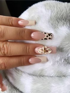 Morocco Nails, Nail Inspo Square, White Nail Inspo, Girly Acrylic, Acrylic Nails Designs, French Acrylic Nails, Glow Nails, Classy Acrylic Nails