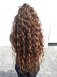 Diy Curls, Curly Hair Care, Long Curly Hair, Curly Girl, Long Curly, Natural Curls, Hair Dos, Curly Hair Styles Naturally, Gorgeous Hair