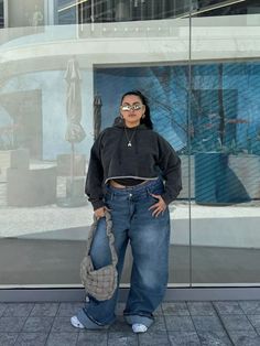 Streetwear Fashion Midsize, Plus Size Tomboy Fashion, Day Concert Outfit, Streetwear Fashion Plus Size, Curvy Streetwear, Green Day Concert, Plus Size Style Inspiration, Curvy Street Style, Concert Outfit Rock