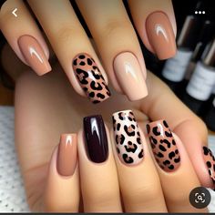 Leopard Nail Designs, Cheetah Nail Designs, Cheetah Nails, Fall Gel Nails, Leopard Print Nails, Leopard Nails, Pretty Nail Art Designs, Chic Nails, Fancy Nails