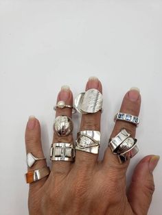 Trendy Silver Rings, Silver Chunky Rings, 1990s Style, Chunky Silver Rings, Ring Inspo, Dope Jewelry, Funky Jewelry, Jewelry Lookbook, Beauty And Fashion