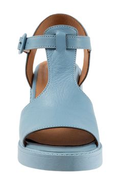 Summer Slip-on Sandals With Chunky Platform, Spring Slip-on Chunky Platform Sandals, Casual Chunky Platform High-heel Sandals, Beach Slip-on Sandals With Chunky Platform, Leather Chunky Platform Slip-on Sandals, Organization Shoes, Dressing Shoes, Iconic Accessories, Storage Shoes