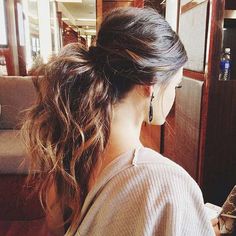 30 Cute Ponytail Hairstyles You Need to Try Today Cute Ponytail Hairstyles, Cute Ponytails, Old Hairstyles, Popular Haircuts, Hair And Beauty, Haircuts For Long Hair, Long Hairstyles, Everyday Hairstyles