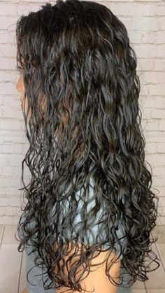 25 Loose Spiral Perm (You Must Try) – Stylish Hair Ideas Loose Wave Perm Medium Hair, Loose Perm Medium Length, Braid Perm, Loose Spiral Perm, Texture Haircut, Spiral Perm Long Hair, Relaxed Curls, Loose Curl Perm