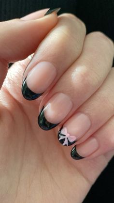 #aesthetic #fashion #coquette #fyp #explorepage #exploremore #manicureideas Gothic Nails Short Square, Black Nails Coquette, Fall Coquette Nails, One Design Nail, Simple But Cute Nail Designs, Short Nails Dark Colors, Coquette Nails Black, Short Nails Ideas Easy, Simple Coquette Nails