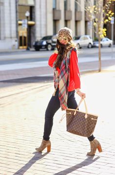 Vintage Louis Vuitton Handbags, Red Plaid Scarf, The Sweetest Thing, Sweetest Thing, Looks Street Style, Womens Fashion Trends, Coco Chanel, Vuitton Handbags, Louis Vuitton Handbags