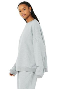 Everyone you meet is going to want their own Renown Crew Neck Pullover, our forward, street-ready look for he, she & they. Made from thick, heavyweight French terry, this oversized pullover features chill, dropped shoulders and cuffs at the sleeves and waistband. Comfy, heavyweight French terry Chill, dropped shoulder fit Designed & uniquely fit for every size Wear-tested by our in-house team for the perfect fit Alo Yoga® | Renown Crewneck Neck Pullover Top in Athletic Heather Grey, Size Alo Yoga Relaxed Fit Tops For Fall, Oversized Alo Yoga Sweater For Loungewear, Alo Yoga Long Sleeve Loungewear Sweater, Alo Yoga Tops With Ribbed Cuffs For Loungewear, Oversized Alo Yoga Tops For Fall, Oversized Alo Yoga Sweatshirt, Oversized Alo Yoga Tops With Ribbed Cuffs, Alo Yoga Oversized Long Sleeve Sweatshirt, Alo Yoga Sweater For Winter Loungewear