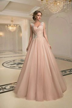 Pretty Gaun Fashion, Dress Party Night, فستان سهرة, Gorgeous Gowns, Quinceanera Dresses, Dress Party, Party Night, Beautiful Gowns, Ball Dresses