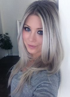 how to dye salt and pepper hair blonde - Google Search Hair Colors For Blue Eyes, Blonde Blue Eyes, Ash Blonde Ombre, Hair Colorful, Ash Blonde Hair Colour, Color Rubio, Grey Hair Inspiration, Ombre Hair Blonde