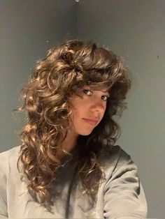 Curly hair inspo?? Layered wolfcut thingy FLOOF Super Curly Hair With Bangs, Curly Hair Rounded Layers, Long Shaggy Haircuts Curly Hair, 70s Hair Wavy, Curly Hair Choppy Layers, Soft Shag Curly Hair, Shoulder Length Curly Hair Side Part, Feathered Curly Hair, Med Curly Hair