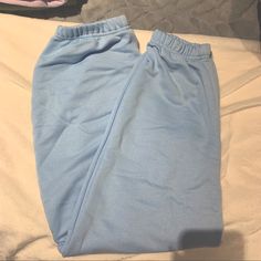 Never Worn Blue Cotton Sweatpants With Ribbed Cuffs, Blue Relaxed Fit Bottoms With Ribbed Cuffs, Blue Bottoms With Ribbed Cuffs And Relaxed Fit, Blue Relaxed Fit Pants With Ribbed Cuffs, Blue Cotton Pants With Ribbed Cuffs, Blue Sweatpants With Ribbed Cuffs For Loungewear, Blue Relaxed Fit Joggers With Ribbed Cuffs, Trendy Blue Sweatpants For Loungewear, Blue Bottoms With Ribbed Cuffs For Spring