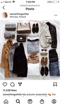 Womens Summer Wardrobe, Packing Clothes, Winter Capsule Wardrobe, Girl Boss Style, Capsule Outfits, Rock Chic, Fashion Capsule, Minimalist Wardrobe, Travel Wardrobe