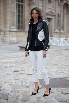 Géraldine Saglio Moto Jacket Street Style, Paris Street Fashion, Paris Street Style Spring, Black And White Outfit, French Street Fashion, Fashion Articles