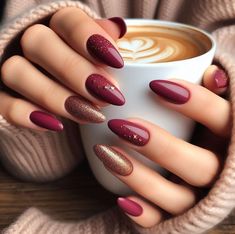 November Nails Red, Jesenji Nokti 2024, Dark Red Almond Nails Designs, Christmas Color Ideas, Christmas Nail Color, Designs For Short Nails, Nail Color Ideas, Manicure Nail Designs, Romantic Nails