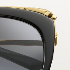 CRESW00367 - Panthère de Cartier sunglasses - Combined black composite and champagne golden-finish metal, graduated gray lenses - Cartier Luxury Cartier Sunglasses With Tinted Lenses, Gold Polarized Cat Eye Sunglasses For Formal Occasions, Cartier Gold Tinted Sunglasses, Cartier Gold Sunglasses With Tinted Lenses, Modern Gold Cartier Sunglasses, Elegant Cartier Sunglasses With Mirrored Lenses, Elegant Gold Cat Eye Sunglasses With Tinted Lenses, Cartier Gold Sunglasses With Gradient Lenses, Gold Cartier Sunglasses With Gradient Lenses