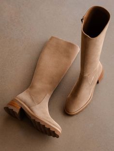 Enora Antilope - Bottes à talon mi-hauteur en daim taupe - Bobbies - Femme Mid-calf Heeled Boots For Winter, Winter Suede Knee-high Boots With Reinforced Heel, Beige Mid-calf Heeled Boots For Fall, Beige Wide Calf Mid-calf Boots For Winter, Casual Winter Knee-high Boots With Block Heel, Suede Mid-calf Heeled Boots For Fall, Wide Calf Low Heel Mid-calf Boots For Fall, Wide Calf Low Heel Boots For Fall, Wide Calf Mid-calf Boots With Low Heel For Fall