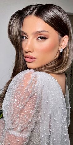 wedding makeup ideas, bridal makeup ideas, bridal makeup looks, bridal makeup looks for blonde hair, soft bridal makeup looks, romantic wedding makeup, bridal makeup looks for green eyes Soft Bridal Makeup, Romantic Wedding Makeup, Wedding Makeup Ideas, Pale Makeup, Wedding Makeup For Brown Eyes, Soft Makeup Looks