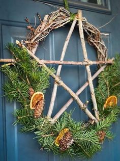 Foraged Halloween Decor, Stick Pentagram Diy, Forage Christmas Decorations, Yule Pinecone Crafts, Pagan Wreath Diy, How To Make A Yule Wreath, Witchy Fall Wreath, Stick Wreath Diy, Winter Solstice Wreath Diy