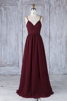 Prom Dress With Lace, Prom Dress Burgundy, Burgundy Bridesmaid Dresses Long, Spaghetti Strap Bridesmaids Dresses, School Dance Dresses, Burgundy Lace, فستان سهرة, Grad Dresses, Lace Evening Dresses