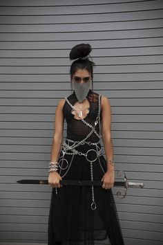 Face Mask With Chain, Oversized Tshirt Harness, Full Body Harness Art, Sach Belt, Body Harness Outfits, Dj Outfit, Chainmail Clothing, Fashionable Face Masks, Dust Masks