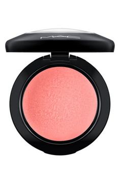 What it is: A blush made of baked minerals refined into a powder formula that provides an exceptionally sheer application and lightweight formula.Who it's for: All skin types.What it does: It glides onto skin to achieve luminous color that builds lightly, layer after layer, without heavy coverage. It also veils and enhances the cheekbones with pearlized shimmer. How to use: Apply the desired amount of product using the appropriate blush brush and blend evenly. 0.11 oz. Ophthalmologist tested; de Blush Mac, Mac Mineralize Blush, Mac Blush, Cheek Makeup, Blush Beauty, Matte Blush, Powder Highlighter, Makeup Blush, Mac Makeup