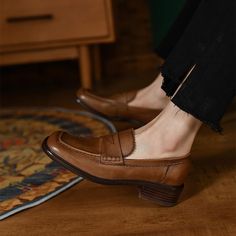 These loafers are designed in a timeless, minimal silhouette, so you'll be sure to wear them often. Made from soft leather, soft bottom that ensure all-day comfort. Wear yours with tailoring and denim alike. Color: Brown/BlackMaterial: Cow Leather in Brown and Horse Leather in BlackLining: pigskinInsole: pigskin（Unmovable）Sole: RubberHeels: 3 cm/1.18"Weight: 0.37kg Each Shoes (measured size 6)Fit: Medium to Wide, Runs Normal.Origin: Made in China Production Time: About 5-7 days (Any exceptional Penny Loafers For Women, Block Heel Loafers, Brown Loafers, Leather Block Heels, Comfort Wear, Heeled Loafers, Retro Chic, Spring Shoes, Penny Loafers