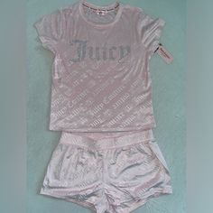 Baby Pink Soft Velvet Light Pink Pajamas, Cute Pjs Set, Juicy Couture Pajamas, Girly Pjs, Coquette Pjs, Juicy Couture Clothes, Savannah Style, Velvet Pajamas, Cute Pjs