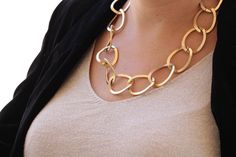 Beautiful chunky statement Necklace made of 24 k gold plated or silver plated, Upgrades every looking Chains sizes options is , 20, 22,24 inches Details of necklace: Metal is: 24k gold plated Length: 20 -24 inch (please select in the order) and If you want other length let me know in note Width of necklace is 1 inch The necklace will be packed in a gift box. , FOR MY NECKLACE COLLECTION: https://www.etsy.com/il-en/shop/rebekajewelry?ref=seller-platform-mcnav&section_id=14211169 TO GET TO MY Elegant Chunky Toggle Necklace In Metal, Gold Chunky Oval Link Necklace, Chunky Gold Oval Link Necklace, Elegant Silver Toggle Necklace With Gold Chain, Elegant Gold Chunky Necklace, Modern Handmade Gold Chain Necklace, Gold Chunky Necklace, Purple Wedding Jewelry, Gemini Necklace