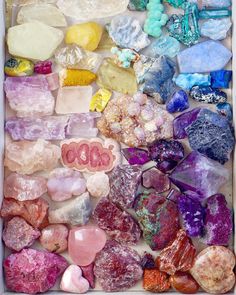 How successful are your manifestations? Are you able to step into your power and make the universe work for you? Are you aligned with your… Crystal Mushroom, Crystal Room, Peaceful Mind, Crystal Aesthetic, Best Meditation, Meditation Stones