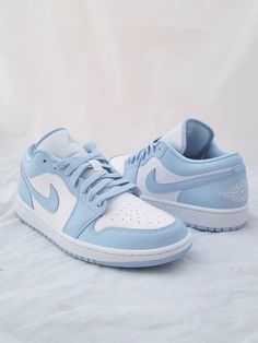 Nike Air Jordan 1 Low Aluminum Ice Blue, Air Jordan 1 Low Ice Blue, Air Nike Shoes Women, Cute Shoes Jordans, Cute Nike Outfits For Women, Nike Air Jordans Blue, Ice Blue Jordans, Nike Air Jordans Low, Nike Air Jordans Women