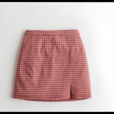 Brand New With Tags Hollister Plaid Mini Skirt. Waist - 12” Laying Flat Length - 16” Girls In Mini Skirts, Plaid Mini Skirt, Shopping Spree, Outfits For Teens, Hollister, Mini Skirt, Casual Shorts, Short Dresses, Womens Skirt