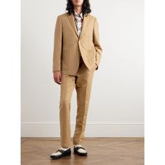 Burberry's suit jacket is designed with unstructured shoulders, so it's more relaxed than traditional tailored blazers. It's cut from a wool and linen-blend and has a butterfly lining. Layer yours over a hoodie or button-down shirt, depending on the occasion. Suit Jacket For Men, Burberry Suit, Burberry Outfit, Tailored Blazer, Jacket For Men, Laid Back Style, A Butterfly, Mr Porter, Linen Blend