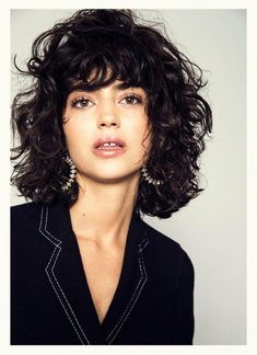 Synthetic Curly Hair, Curly Hair Photos, Medium Bob Hairstyles, Curly Hair With Bangs, Fluffy Hair, Hair Photo