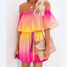 Shoulder Ruffle Dress, Mini Robes, Maxi Robes, Fashion Weeks, Chiffon Maxi Dress, Trend Fashion, Boho Maxi Dress, Printed Mini Dress, Belted Dress