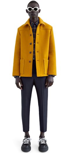 Menswear Jacket, Modern Mens Fashion, Yellow Coat, Trendy Sneakers, Fashion World, On Sneakers, Sneakers Men Fashion, Best Wear, Prince Charming