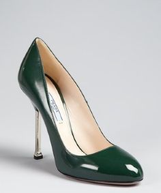 Dream Red Carpet Shoes: Prada emerald patent leather silver heel pumps #9redcarpet Red Carpet Shoes, Silver Heel, Well Dressed Women, Aviator Sunglasses Mens, Silver Heels, Leather Silver, Heel Pumps, Aviator Sunglasses, New Yorker