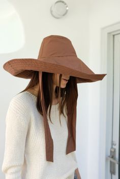 100% Cotton massive oversized floppy sunhat, full shade for face and shoulders, one size fits most, self tie sash for windy weather, or just some extra coverage. Travels and washable. Ultra sun protection. We looooove this hat. So good! Made in California. Adventure Clothes, Windy Weather, Fall Pants, Adventure Outfit, Styling Accessories, Japanese Cotton, Yoga Retreat, Scarf Pattern, Brim Hat