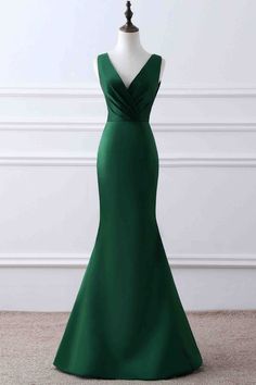 Dark Green Mermaid Satin Long Wedding Party Dress, Green Long Formal Dress 2021 on Luulla Green Satin Prom Dress, Green Prom Dress Long, Prom Dress Green, डिजाइनर कपड़े, Mermaid Ball Gown, Prom Dresses Simple, Green Prom, Prom Dresses Long Mermaid, 파티 드레스