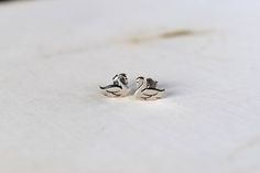 Silver Swan Studs. Small Studs. Minimalist Studs. 925 Sterling Silver Earrings. Swan Stud Earrings. Cute Stud Earrings. Metal Material:Sterling Silver Earring size: 9 mm Tiny Classic Silver Earrings, Tiny Silver Classic Earrings, Silver Swan, Cute Stud Earrings, Minimalist Studs, Small Jewelry Box, Small Jewelry, 925 Sterling Silver Earrings, Cute Designs