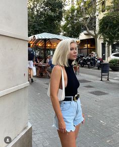 Laura Jade Stone, Cute Outfits With Shorts, Elegante Casual, Jade Stone, Summer Fashion Outfits, Spring Summer Outfits, Outfits Casuales, Holiday Outfits