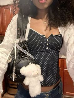 Tube Top Outfit 90s, Brandy Melville Polka Dot Top, Lace Bow Aesthetic, Floral Lace Outfit, Brandy Melville Back To School Outfits, Outfits With Black Cardigan, Brandy Melville Bag, Brandy Melville Outfits Fall, Polkadots Outfits