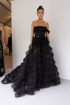 Christian Dior Spring 2017 Dior Spring 2017, Jacques Fath, Black Wedding Dresses, Zac Posen, John Galliano, Kentucky Derby, Spring 2017, Beautiful Gowns